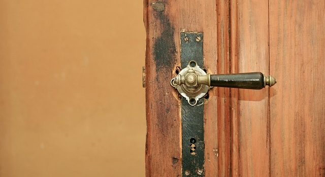 短時間で簡単な鍵交換から製作依頼で利便性を高める方法まで